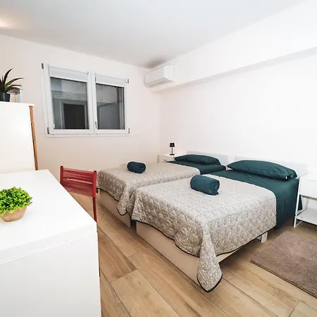 Lo Stagnone Beachfront Kailani Апартаменты