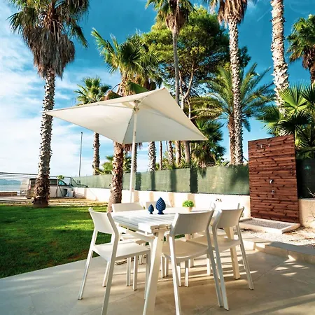 Апартаменты Lo Stagnone Beachfront Kailani Марсала