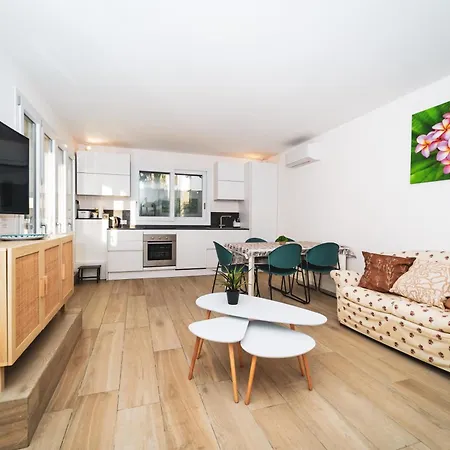 Lo Stagnone Beachfront Kailani