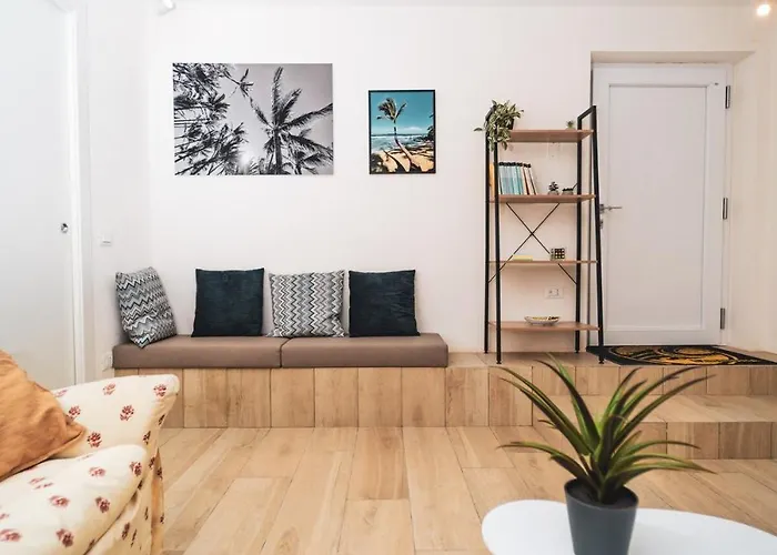 Lo Stagnone Beachfront Kailani Apartment